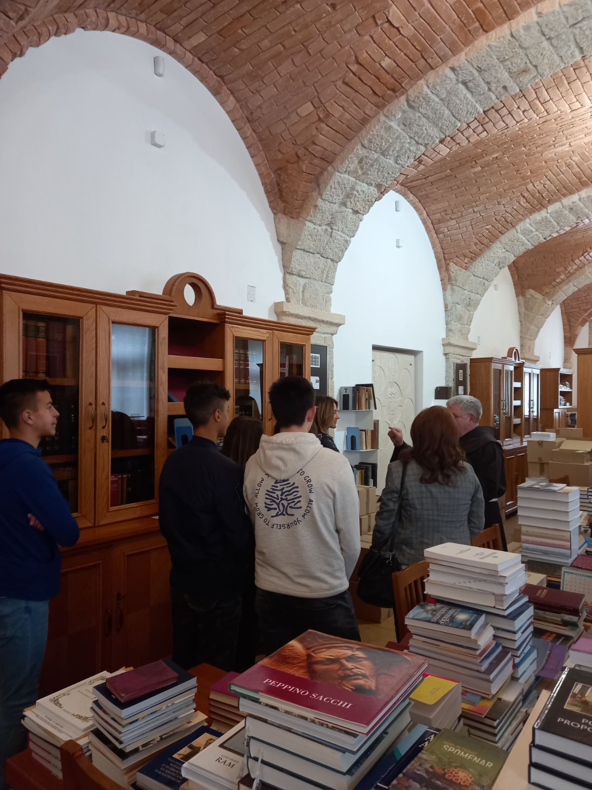 IMG f6daa2904b1b06d1aa5f2f78db288844 V